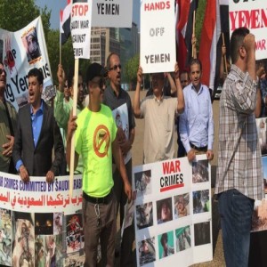اليمنيون أمام البيت الأبيض وبالتزامن مع لقاء أوباما سلمان يهتفون ضد العدوان ويدينون جرائم السعودية بحق الشعب اليمني