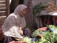 المعاناة تلازم نساء غزة في يوم المرأة العالمي