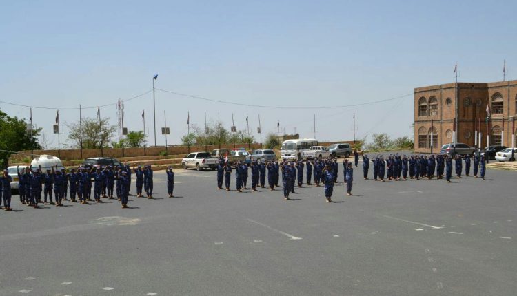 بالصور..تخرج دفعة أمنية من منتسبي النجدة بالمحويت