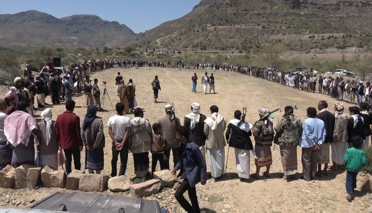 أبناء عزلة شعب المريسي بإب ينددون بجرائم العدوان الأمريكي السعودي الإماراتي