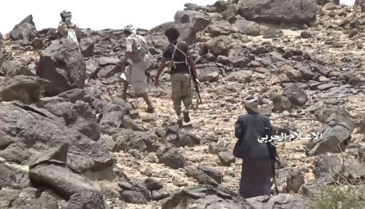 المجاهدون يغيرون على مواقع المرتزقة في الجوف.