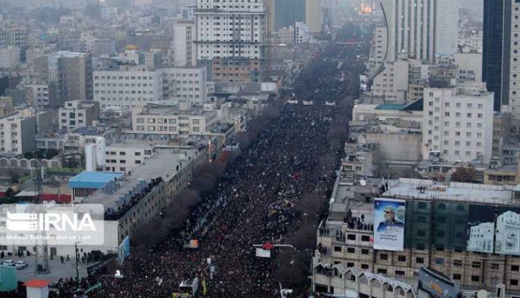 وفد الجمهورية اليمنية برئاسة محمد عبد السلام يشارك في تشييع الشهيد سليماني