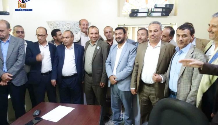 Picsart_24-02-13_22-42-58-686