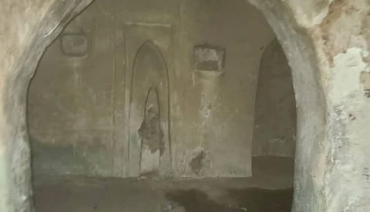 هيئة-الآثار-والمتاحف-تُدين-إحراق-مسجد-العارف-بالله-في-جبل-حبشي-بتعز