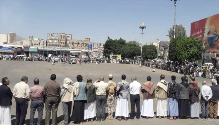 أبناء-مديرية-التحرير-بالأمانة-يعلنون-وثيقة-الشرف-القبلي-والجهوزية-لمواجهة-العدوان-1130×580